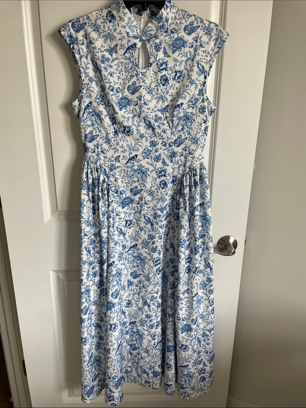 SHEIN Women's Blue & white Floral/Bird Prairie Cottage-core maxi Dress